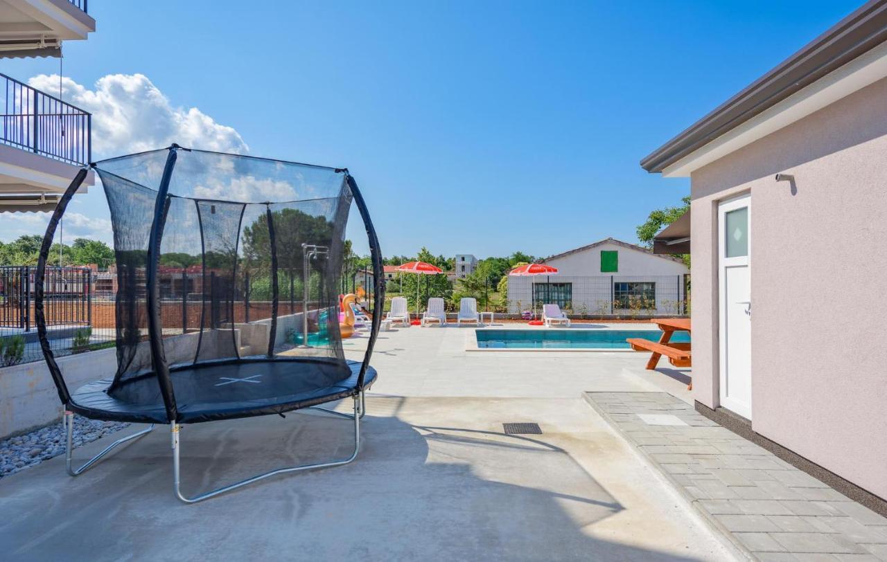 Apartmani Lucija Poreč Eksteriør billede