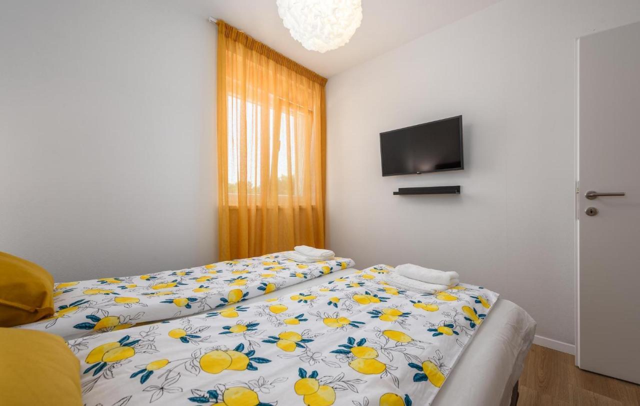Apartmani Lucija Poreč Eksteriør billede