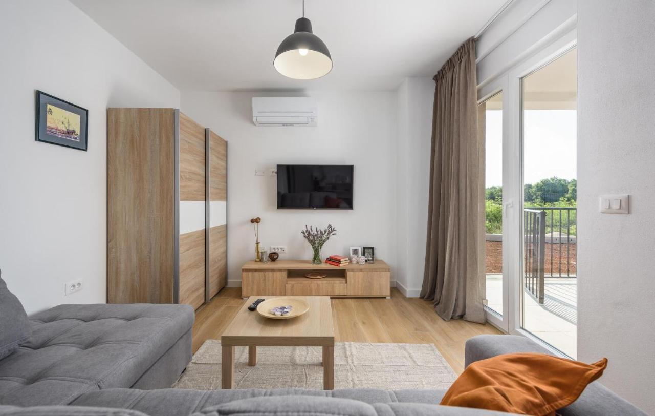 Apartmani Lucija Poreč Eksteriør billede