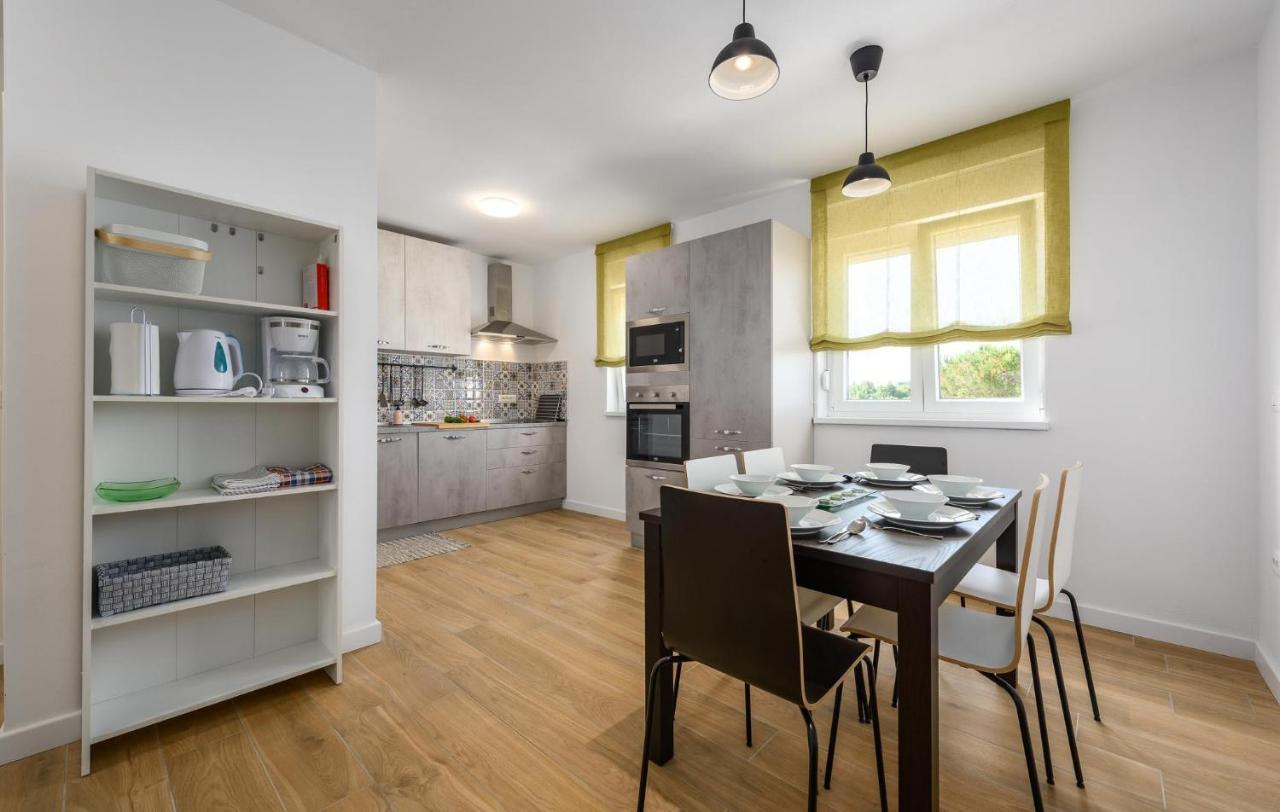 Apartmani Lucija Poreč Eksteriør billede