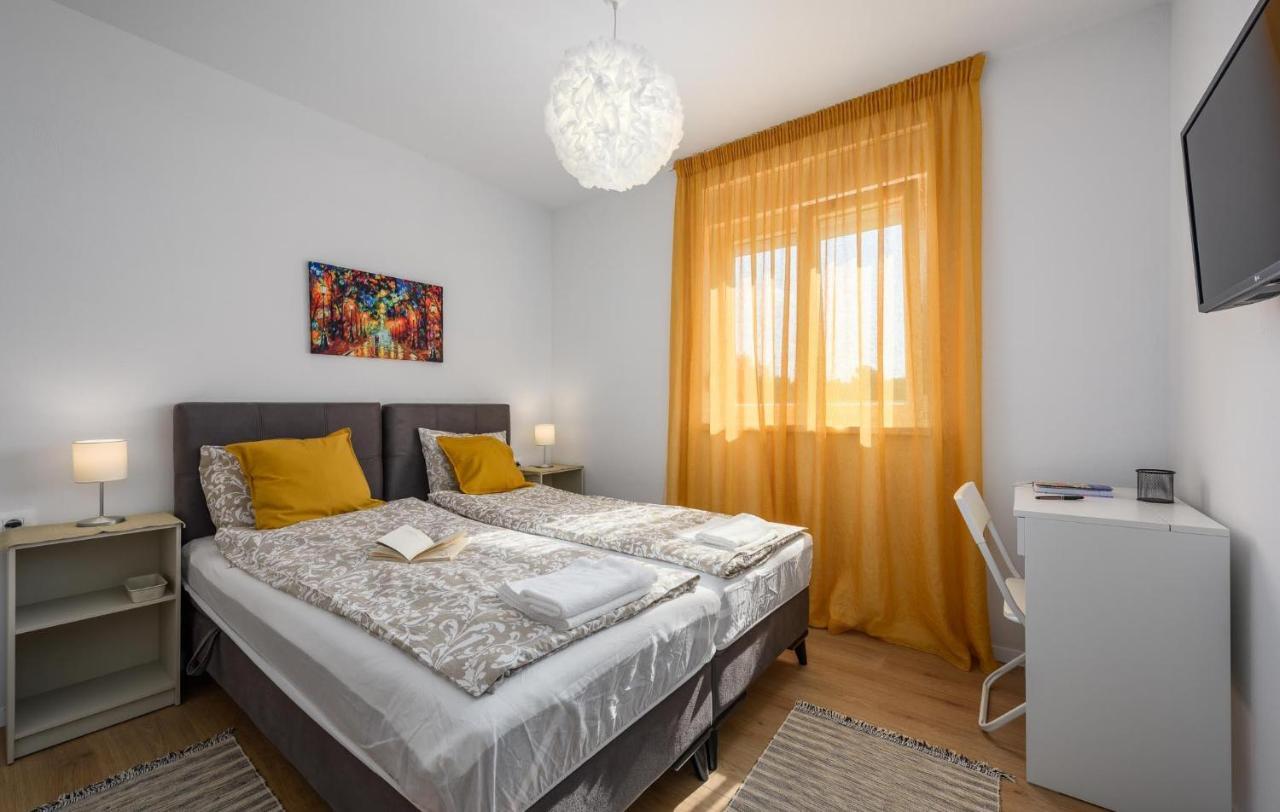 Apartmani Lucija Poreč Eksteriør billede